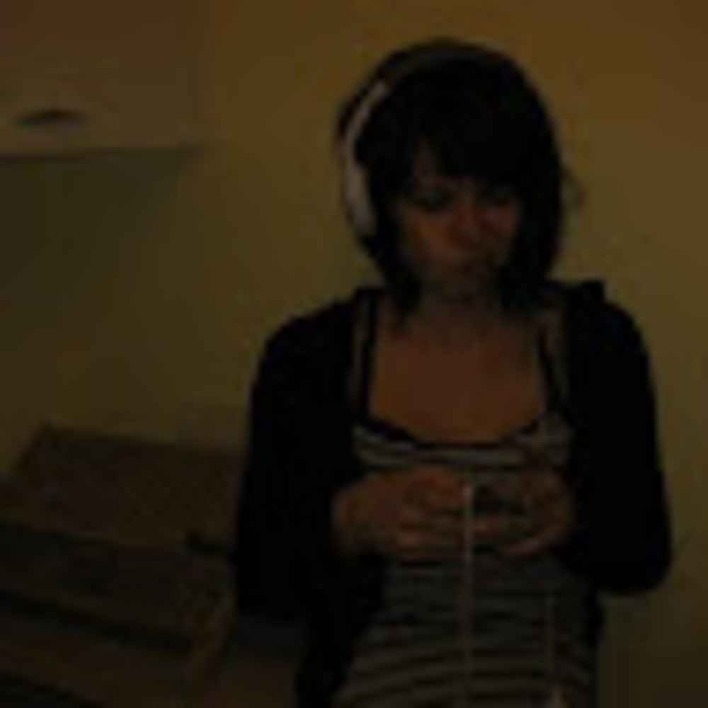 Meet your Posher, Simone